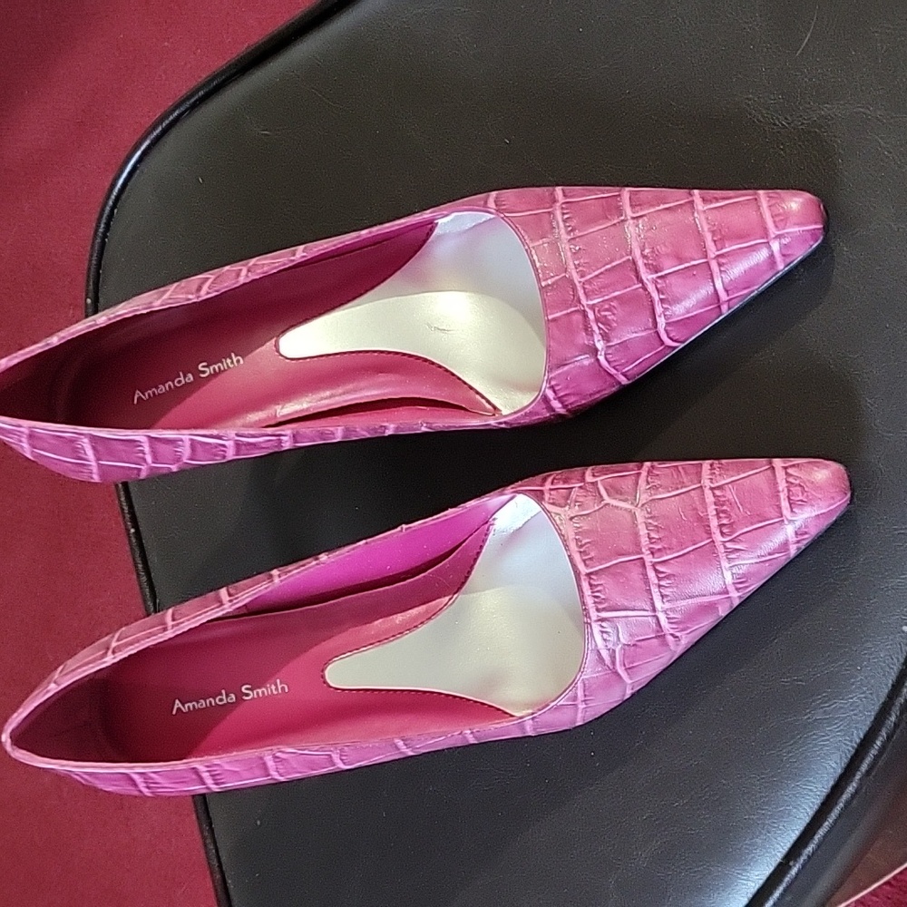 Pink leather heels size 9 - Picture 2 of 4